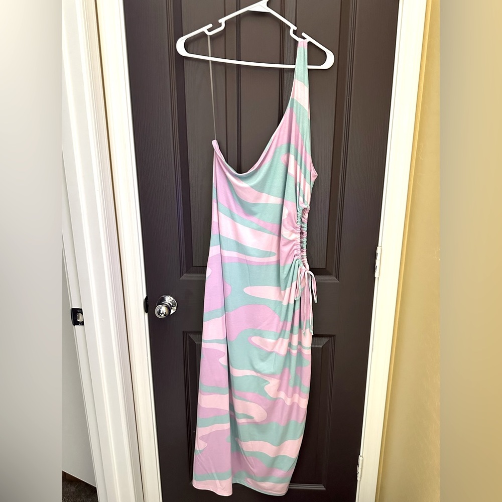 Wild Fable One Strap Dress Pink & Turquoise Camo Design w/ cutout Size 1X